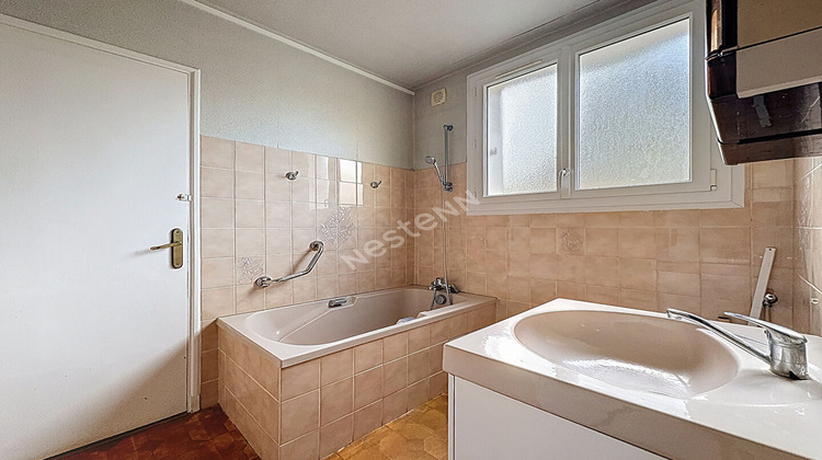 Ma-Cabane - Vente Appartement REZE, 64 m²