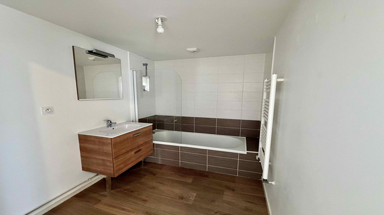 Ma-Cabane - Vente Appartement REZE, 62 m²