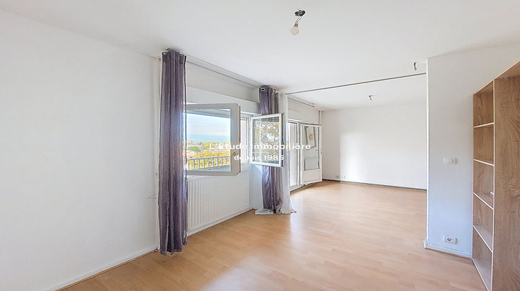 Ma-Cabane - Vente Appartement RILLIEUX-LA-PAPE, 48 m²