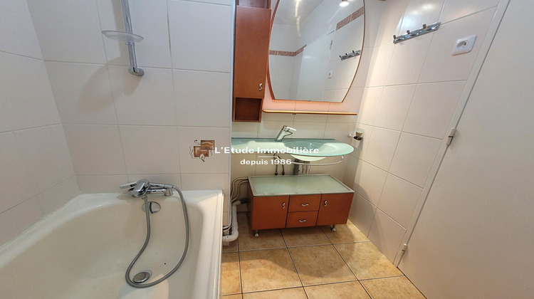 Ma-Cabane - Vente Appartement RILLIEUX-LA-PAPE, 48 m²