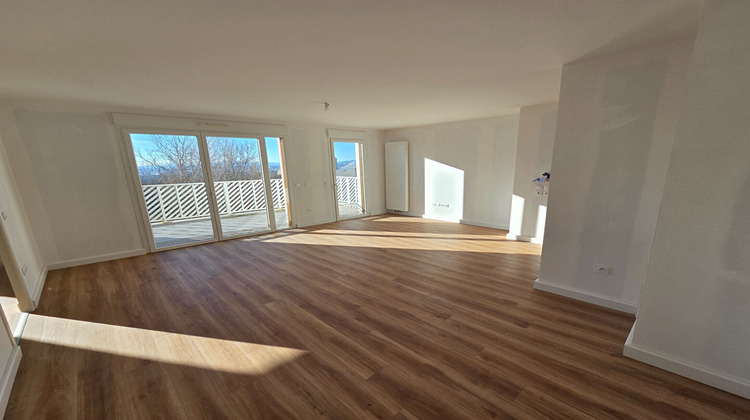 Ma-Cabane - Vente Appartement RILLIEUX-LA-PAPE, 92 m²