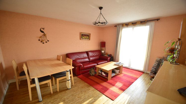 Ma-Cabane - Vente Appartement RIOM, 54 m²