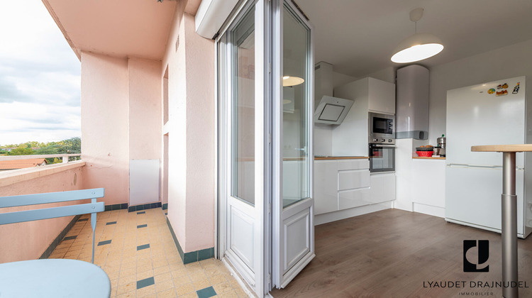 Ma-Cabane - Vente Appartement RIORGES, 69 m²