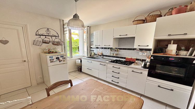 Ma-Cabane - Vente Appartement RIORGES, 71 m²