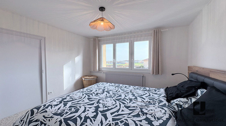 Ma-Cabane - Vente Appartement RIORGES, 70 m²