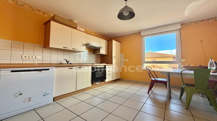 Ma-Cabane - Vente Appartement RIORGES, 109 m²