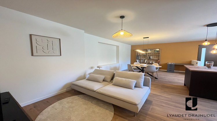 Ma-Cabane - Vente Appartement RIORGES, 71 m²