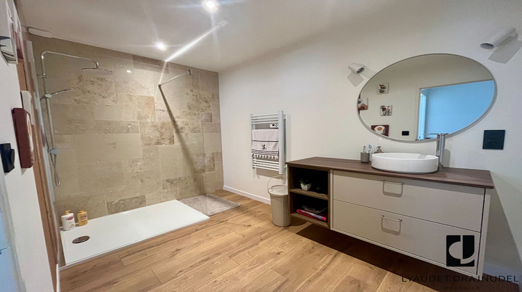 Ma-Cabane - Vente Appartement RIORGES, 71 m²