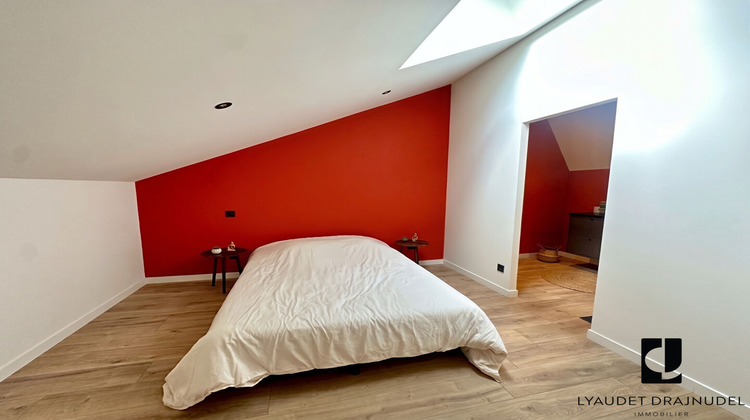 Ma-Cabane - Vente Appartement RIORGES, 88 m²