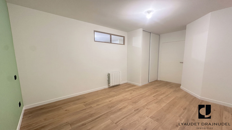 Ma-Cabane - Vente Appartement RIORGES, 55 m²
