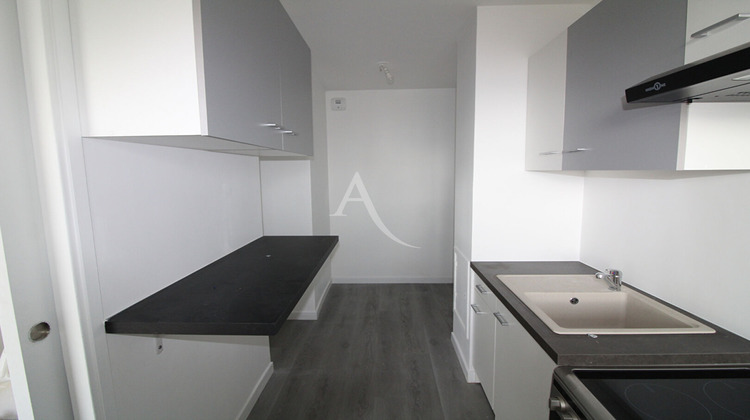 Ma-Cabane - Vente Appartement RIS-ORANGIS, 33 m²