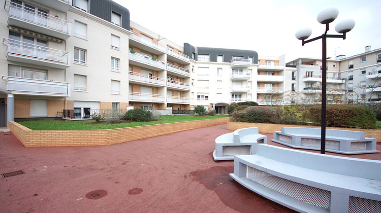 Ma-Cabane - Vente Appartement RIS-ORANGIS, 56 m²
