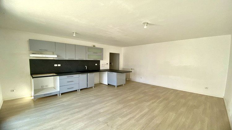 Ma-Cabane - Vente Appartement RIS-ORANGIS, 42 m²