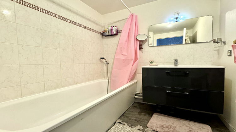 Ma-Cabane - Vente Appartement RIS-ORANGIS, 40 m²