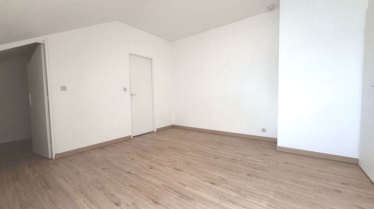 Ma-Cabane - Vente Appartement RIS-ORANGIS, 43 m²