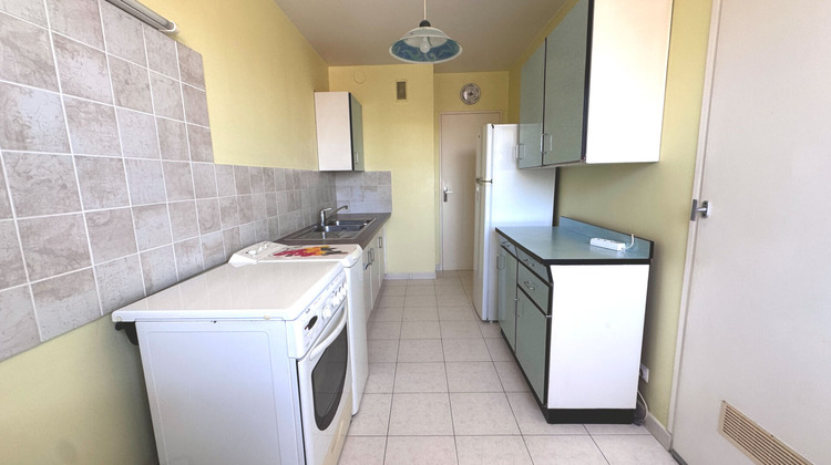 Ma-Cabane - Vente Appartement RIS-ORANGIS, 63 m²