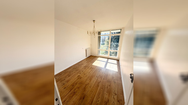 Ma-Cabane - Vente Appartement RIS-ORANGIS, 67 m²