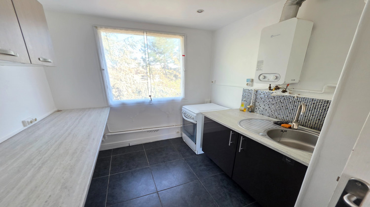 Ma-Cabane - Vente Appartement RIS ORANGIS, 65 m²