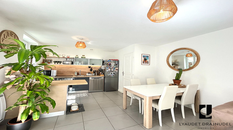 Ma-Cabane - Vente Appartement ROANNE, 56 m²