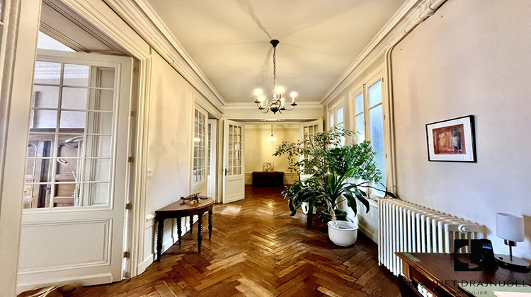 Ma-Cabane - Vente Appartement ROANNE, 235 m²