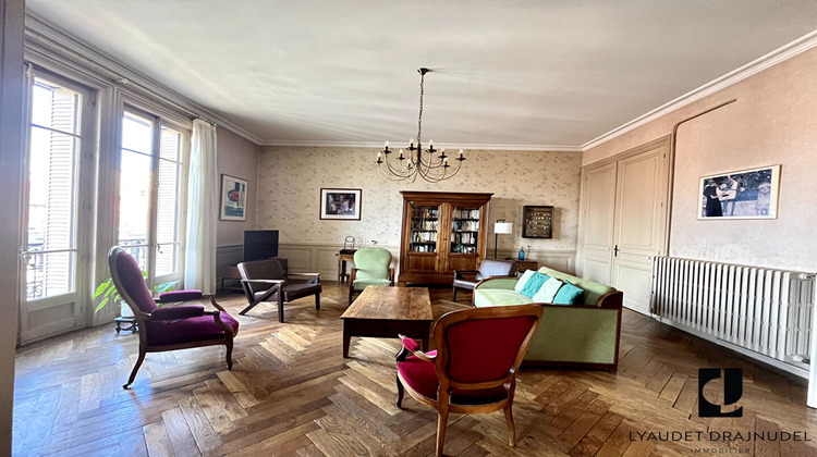 Ma-Cabane - Vente Appartement ROANNE, 235 m²