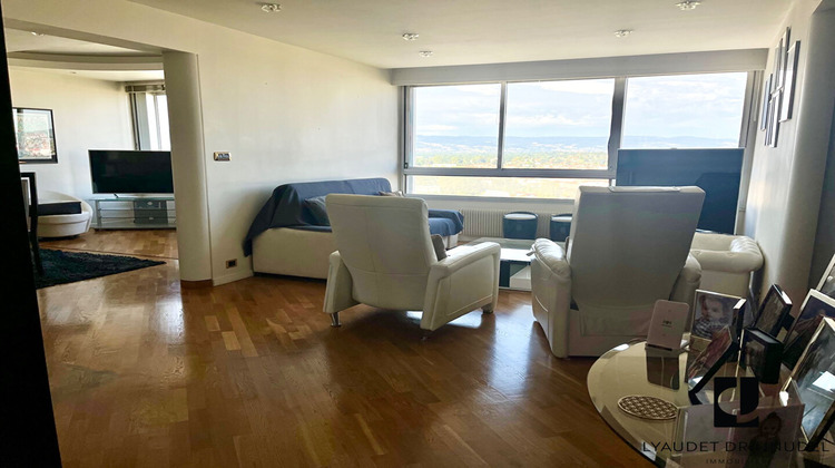 Ma-Cabane - Vente Appartement ROANNE, 165 m²