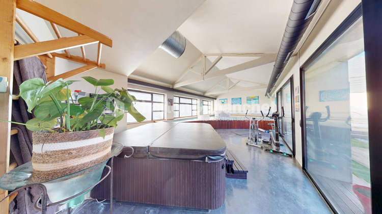 Ma-Cabane - Vente Appartement ROANNE, 396 m²