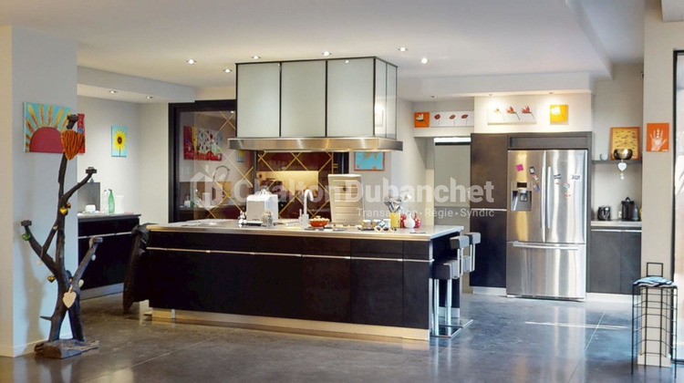 Ma-Cabane - Vente Appartement ROANNE, 396 m²