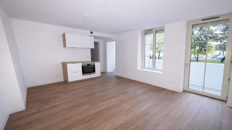 Ma-Cabane - Vente Appartement ROANNE, 38 m²