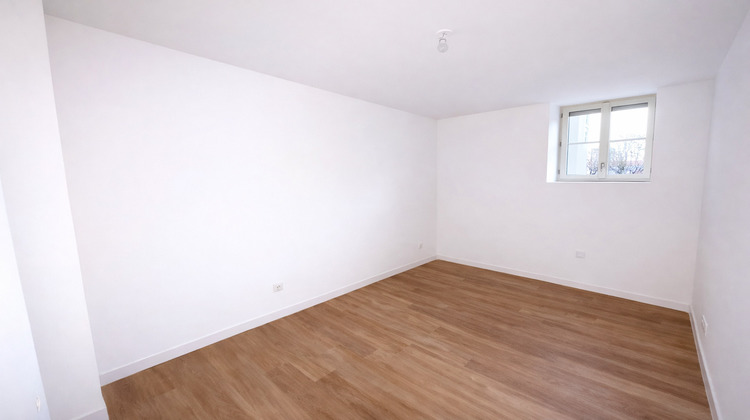 Ma-Cabane - Vente Appartement ROANNE, 38 m²