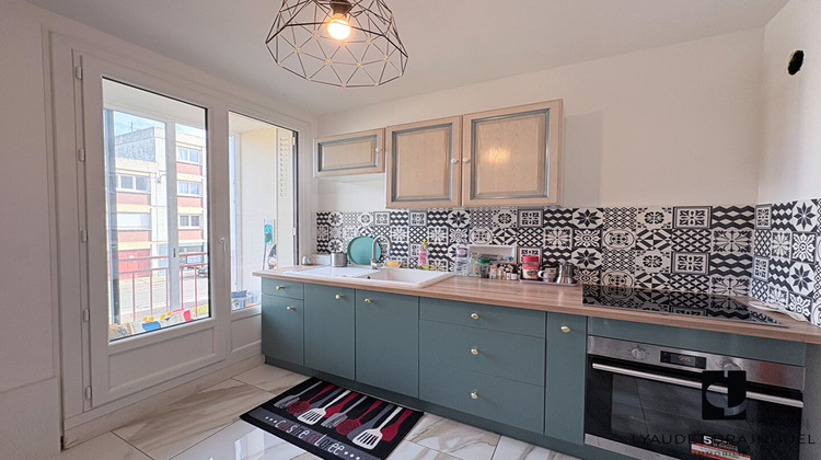 Ma-Cabane - Vente Appartement ROANNE, 58 m²