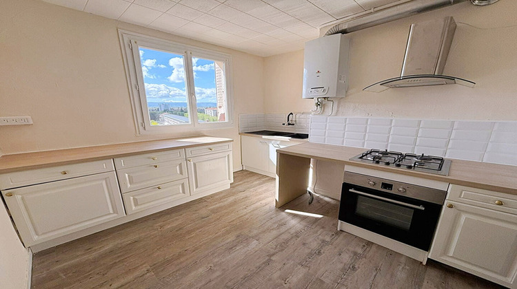 Ma-Cabane - Vente Appartement ROANNE, 63 m²