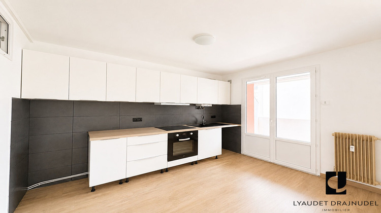 Ma-Cabane - Vente Appartement ROANNE, 68 m²