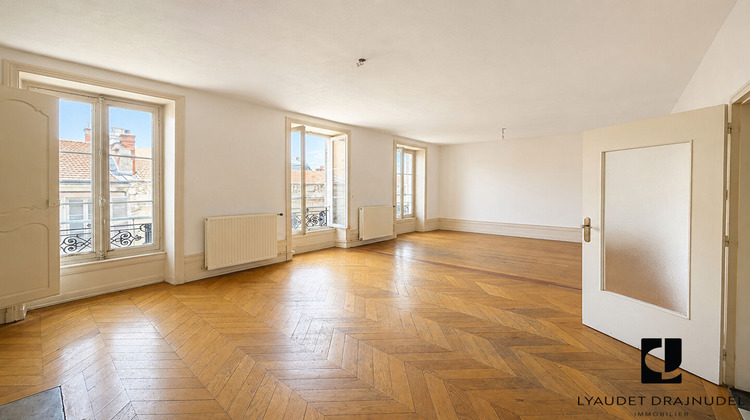 Ma-Cabane - Vente Appartement ROANNE, 154 m²