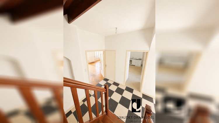 Ma-Cabane - Vente Appartement ROANNE, 154 m²