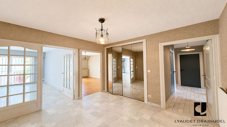 Ma-Cabane - Vente Appartement ROANNE, 116 m²