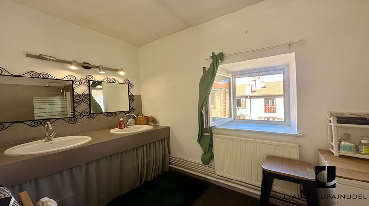 Ma-Cabane - Vente Appartement ROANNE, 136 m²
