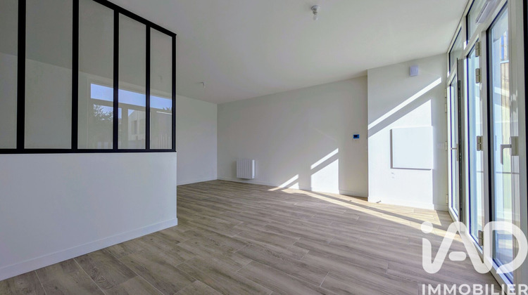 Ma-Cabane - Vente Appartement Rochefort, 63 m²