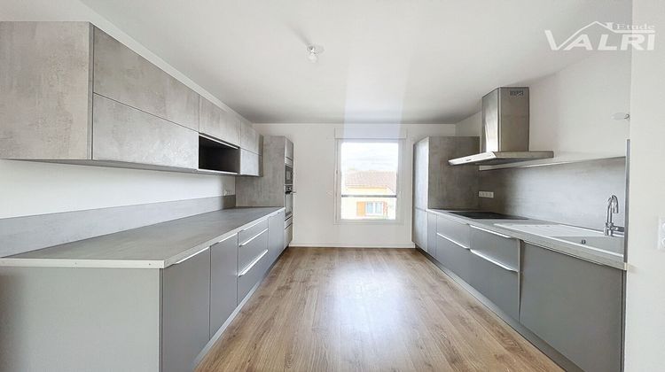 Ma-Cabane - Vente Appartement ROMAINVILLE, 87 m²