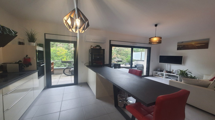 Ma-Cabane - Vente Appartement ROMANS SUR ISERE, 61 m²