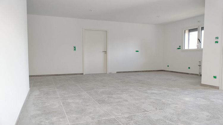 Ma-Cabane - Vente Appartement ROMANS-SUR-ISERE, 64 m²