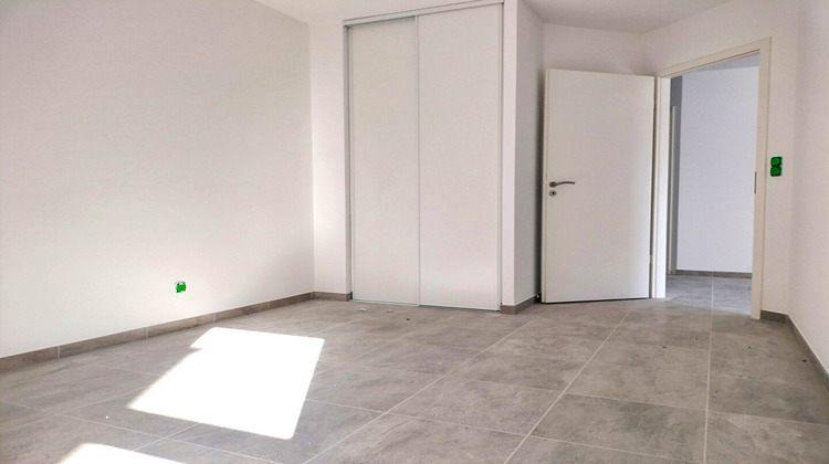 Ma-Cabane - Vente Appartement ROMANS-SUR-ISERE, 64 m²