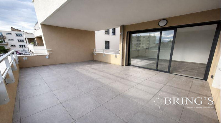 Ma-Cabane - Vente Appartement Romans-sur-Isère, 66 m²