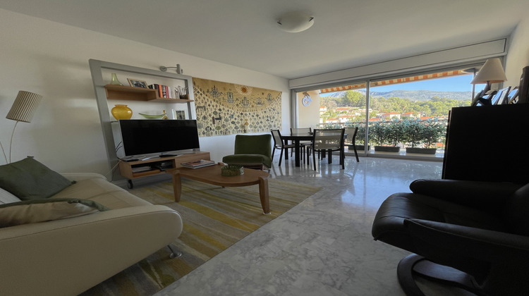 Ma-Cabane - Vente Appartement Roquebrune-Cap-Martin, 70 m²