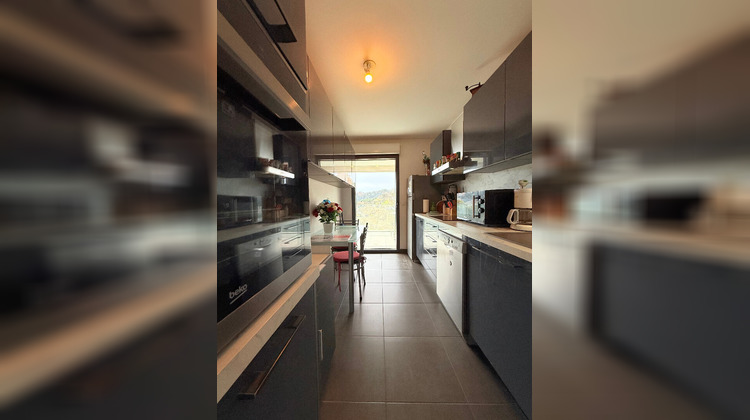 Ma-Cabane - Vente Appartement ROQUEBRUNE-CAP-MARTIN, 67 m²