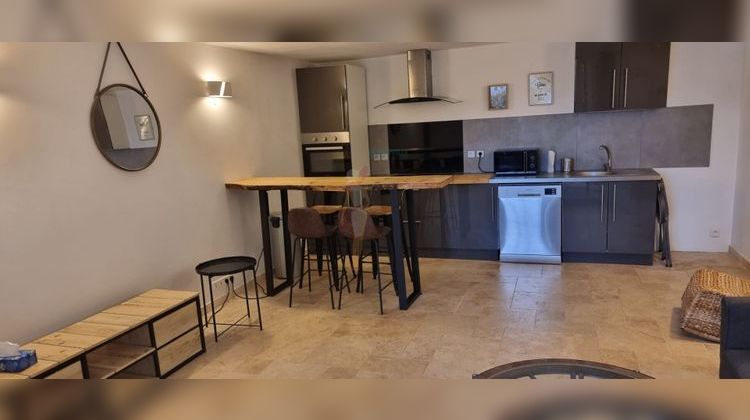 Ma-Cabane - Vente Appartement ROQUEBRUNE-SUR-ARGENS, 52 m²