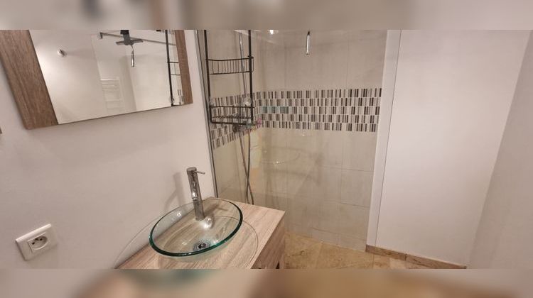 Ma-Cabane - Vente Appartement ROQUEBRUNE-SUR-ARGENS, 52 m²