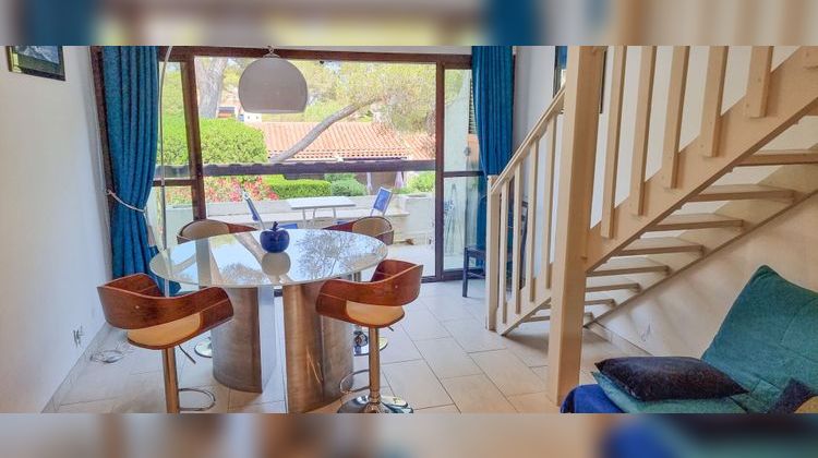 Ma-Cabane - Vente Appartement ROQUEBRUNE-SUR-ARGENS, 40 m²