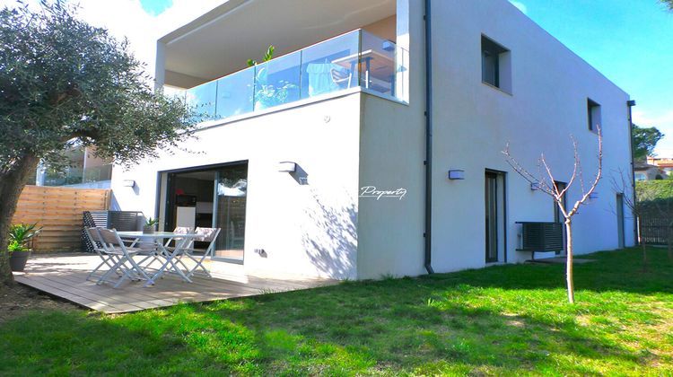 Ma-Cabane - Vente Appartement ROQUEBRUNE-SUR-ARGENS, 84 m²