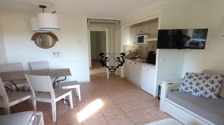 Ma-Cabane - Vente Appartement ROQUEBRUNE-SUR-ARGENS, 31 m²